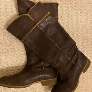 Timberland  brown vintage leather boots